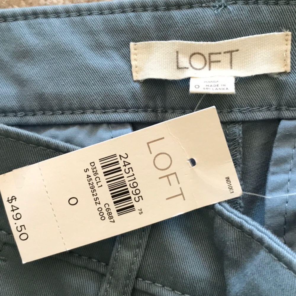 ANN TAYLOR LOFT SIZE 0 BERMUDA ROLL SHORT - Picture 6 of 7